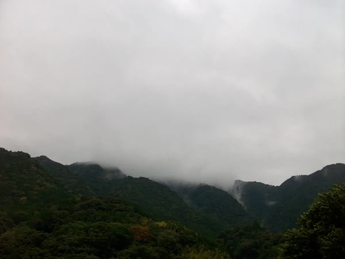 曇り空