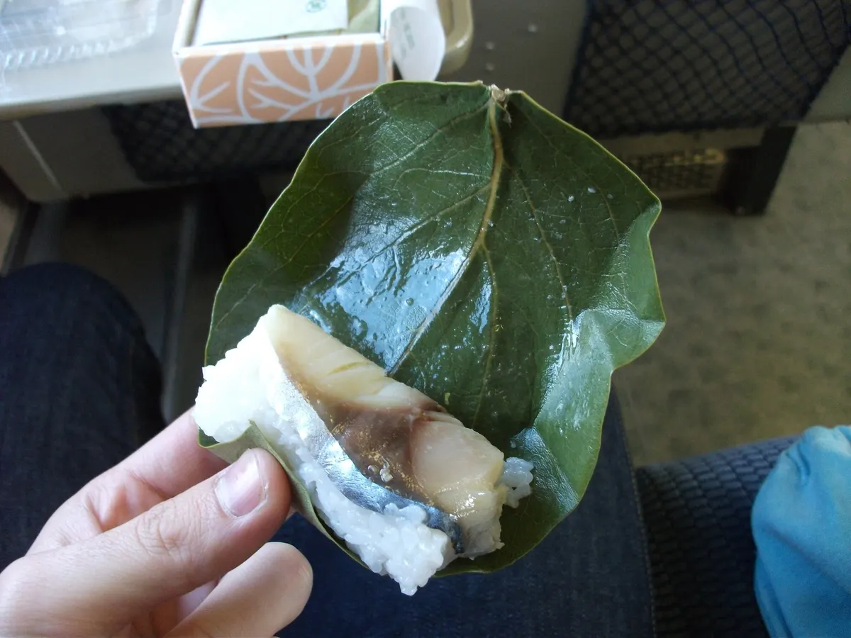 柿の葉すし中身