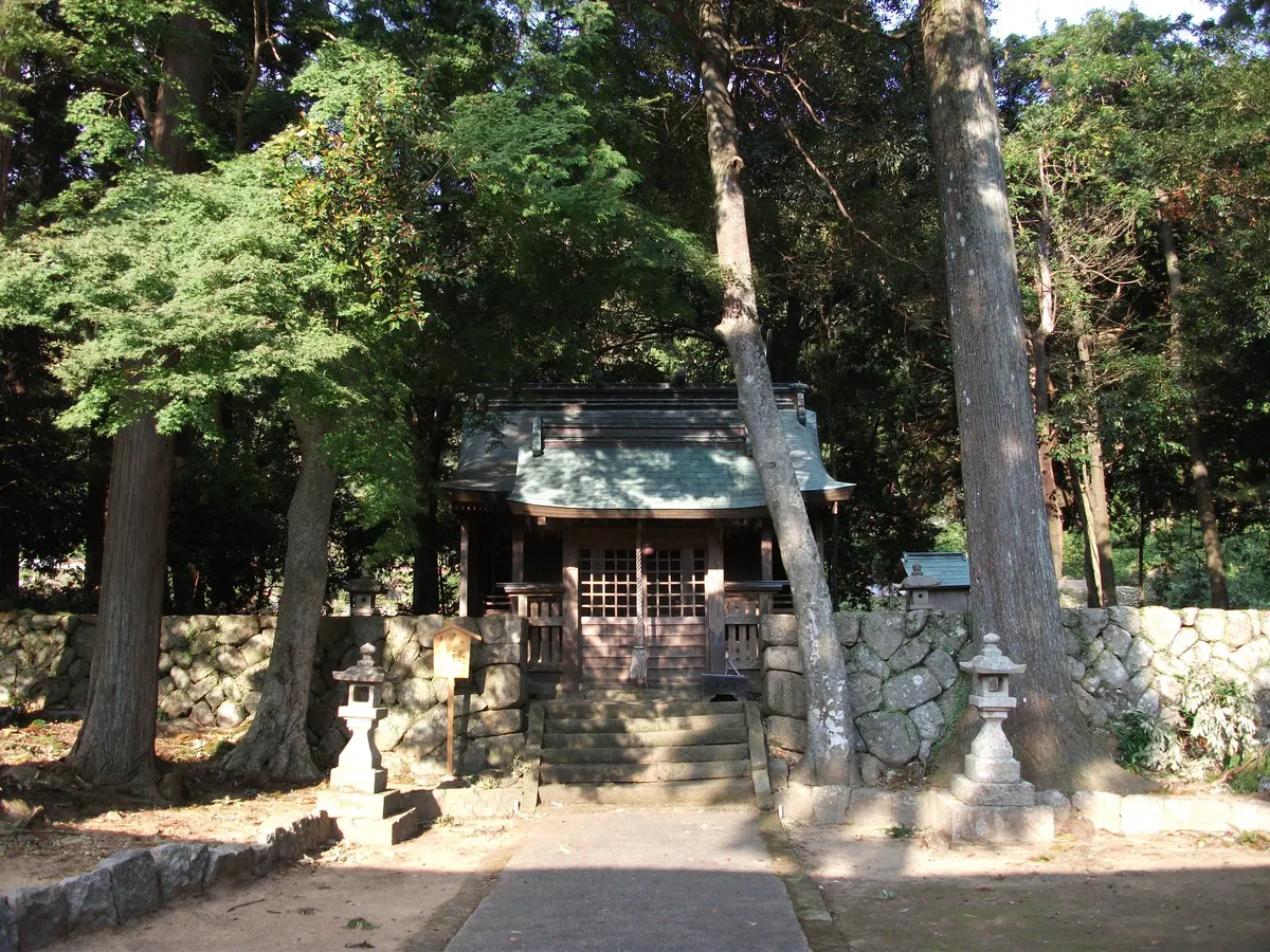 市野々王子社殿
