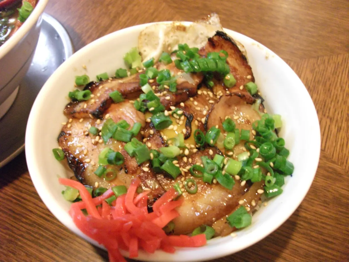 チャー玉丼