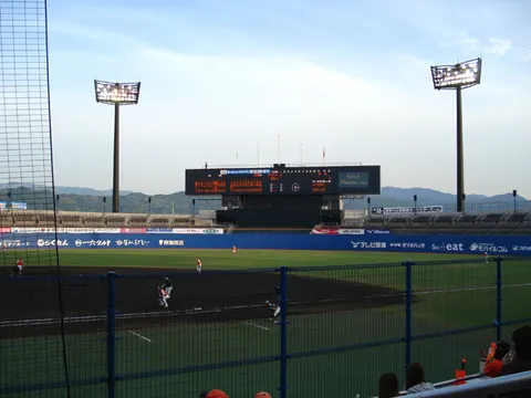 坊っちゃんスタジアムスコアボード